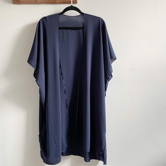 Emma and April Tops - Navy Duster NWT